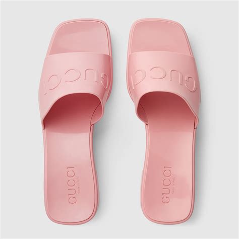 gucci pastel pink rubber slide sandal